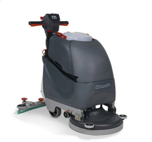 Autolaveuse Autotractée à Batterie NUMATIC TGB3045